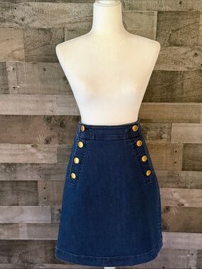 Ann Taylor Denim Skirt with gold buttons Size 4